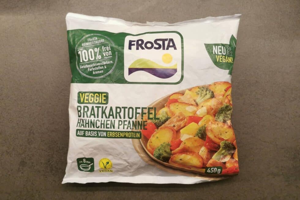 Frosta: Vegane Bratkartoffel Hähnchen Pfanne - Fleischersatz Produkte