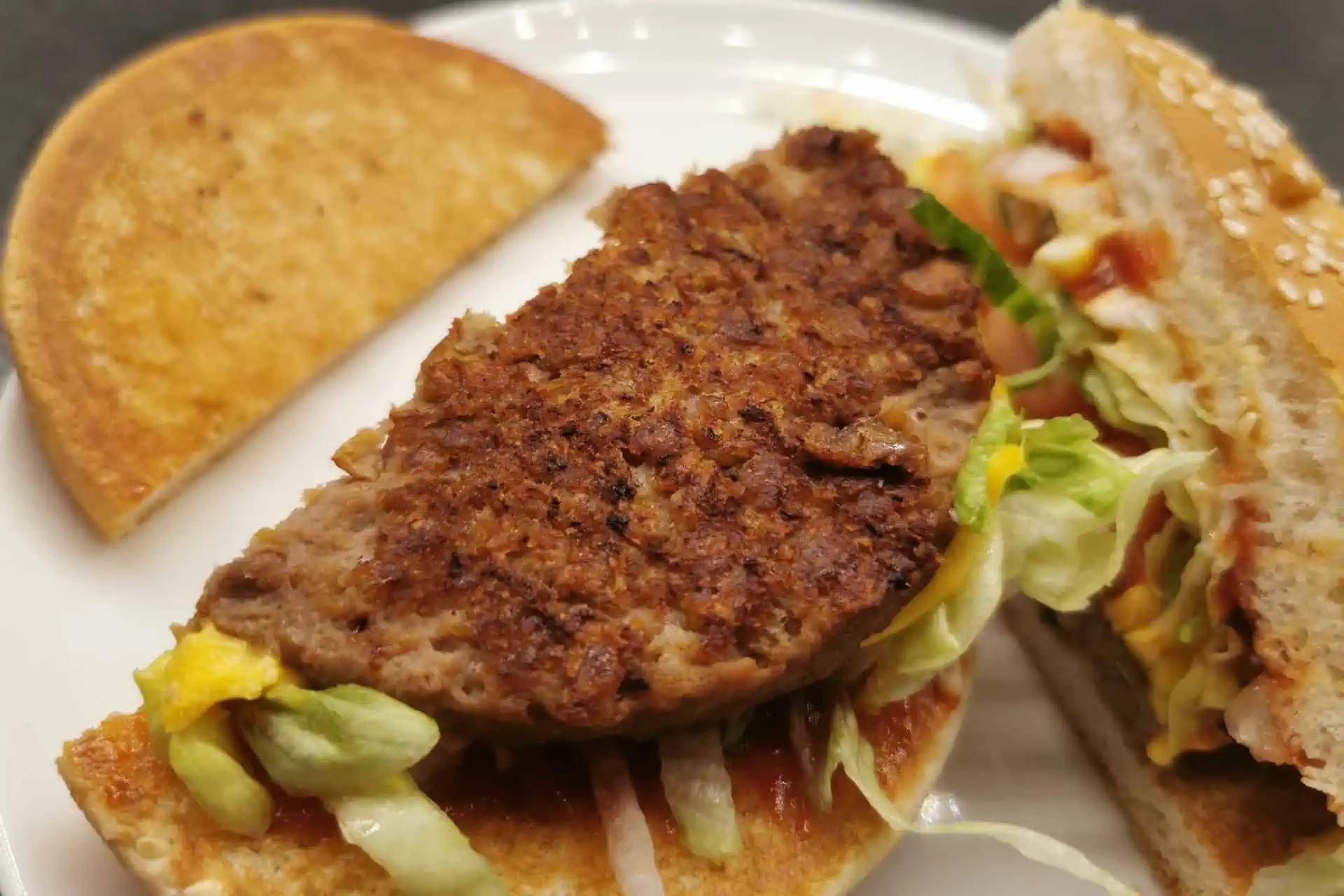 McDonalds: McPlant Burger